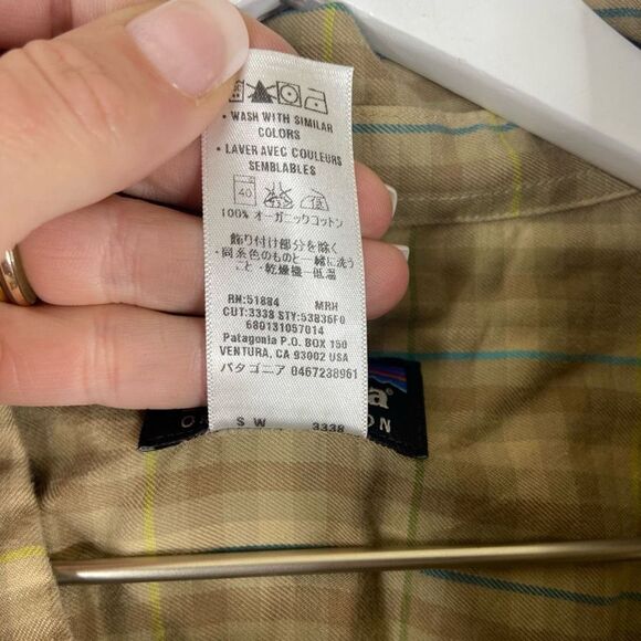 Patagonia Button-Down Shirt Mens Large 100% Organic Cotton Plaid Retro Khaki - Picture 5 of 6